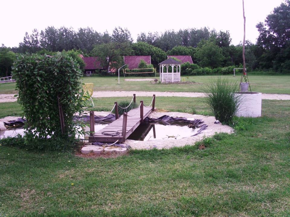 Hotel Sakaltanya Sorozo- Borozo Pihenohaz Vének Exteriér fotografie